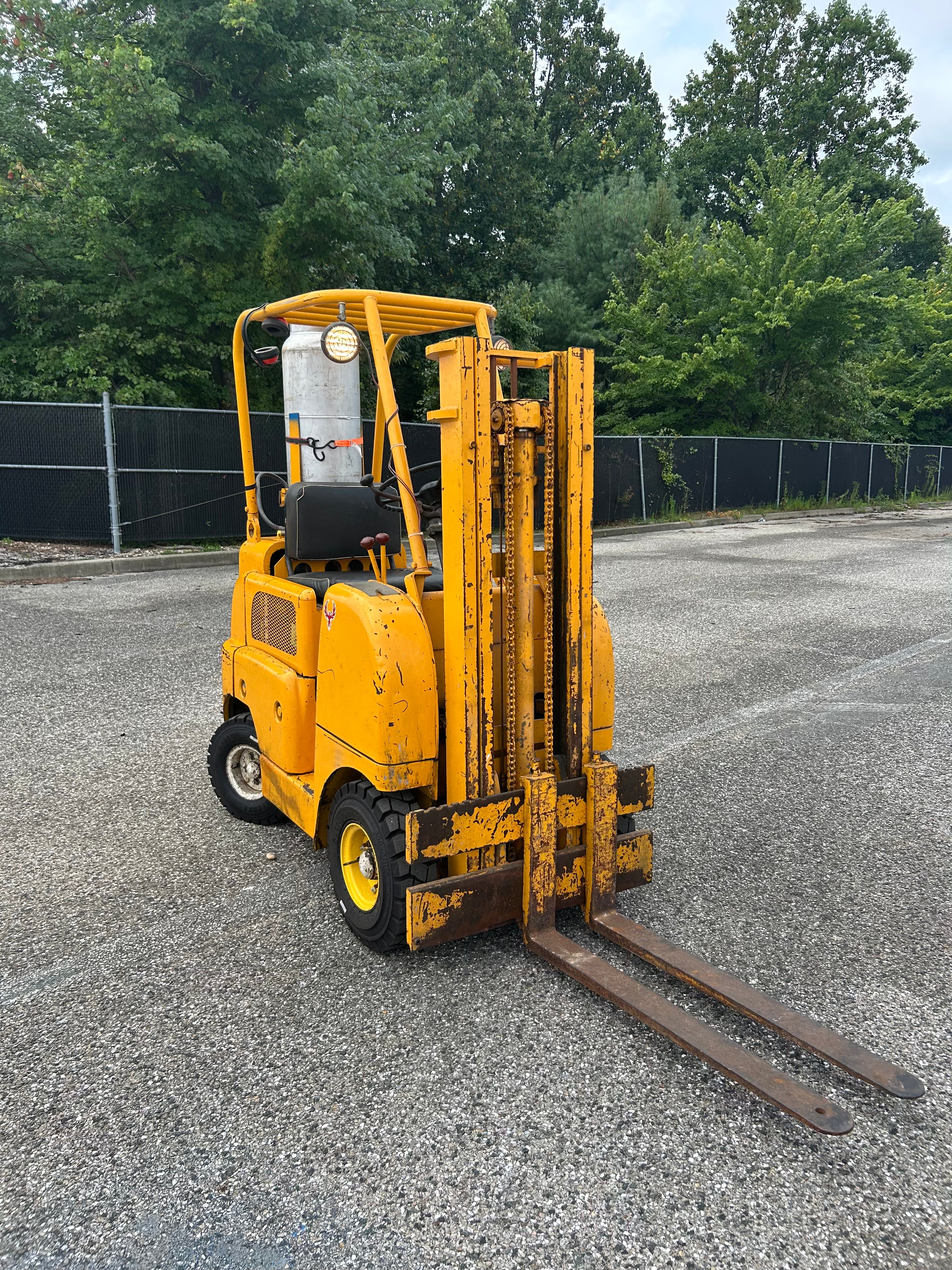 Vintage 1958 Allis Chalmers Forklift (FPL20-24) LP - 4 Cylinder